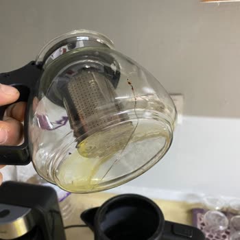 Kiwi Home Demlik Kısmının Camı Bir Anda Çatladı