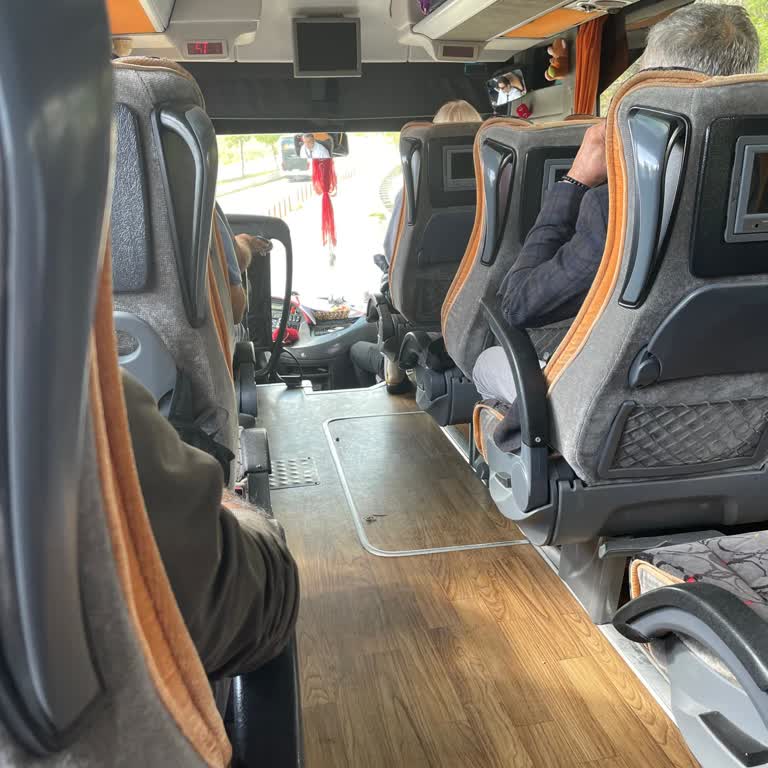 Köksallar Turizm Koltuk Değişikliği ve Farklı Firma İle Sorunlu Yolculuk Deneyimi