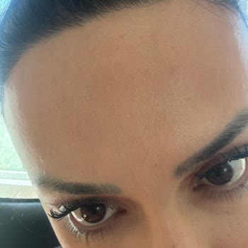 Aldığım Fondöten Cildimde Olumsuz Sonuç Verdi, İade Ve Çözüm Talep Ediyorum