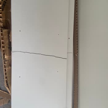 Kırık Gelen Gardırop Ve Kargo İade Sorunu