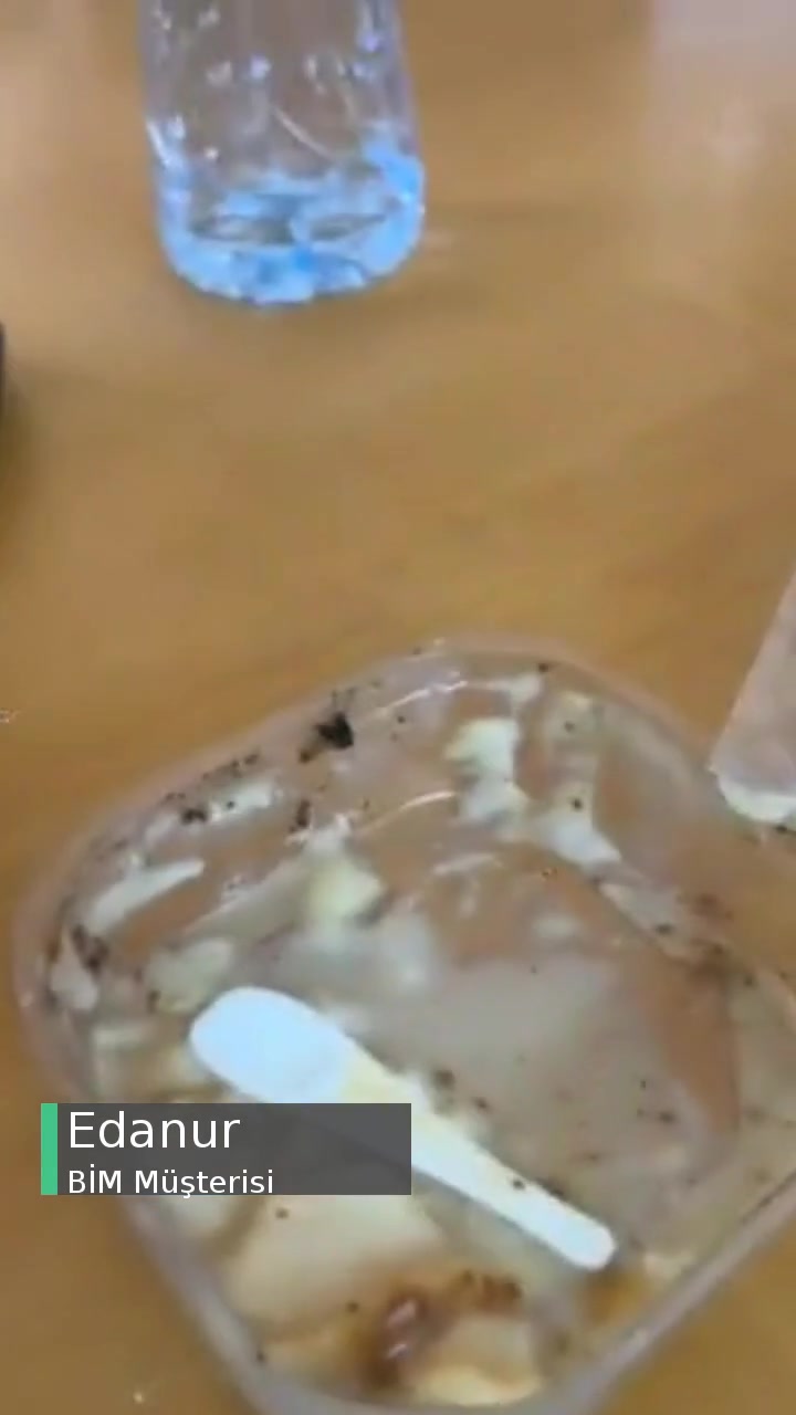 BİM Osmanoğlu Kazandibi Ve Tatlıların Hali! videonun kapak resmi