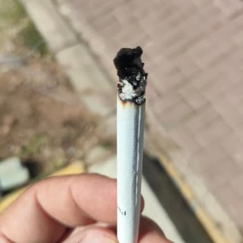 Sigara Paketinden Odun Parçası Çıkmasıyla Yaşadığım Mağduriyet