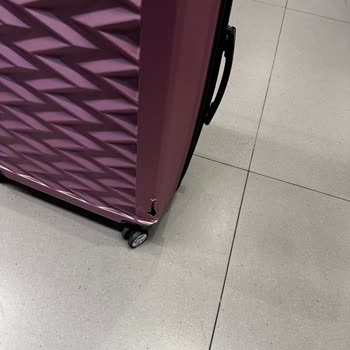 Hasarlı Valizlerim İçin Tazminat Ve Hızlı Çözüm Bekliyorum