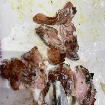 Tavuk Dünyasında İki Kez Çiğ Tavuk Ve İlgisiz Müdürle Yaşanan Sağlık Riski