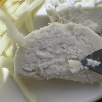 Taciroğlu Aldığım Peynirde Yabancı Maddeler Ve Kötü Koku: Sağlığım Tehlikede!