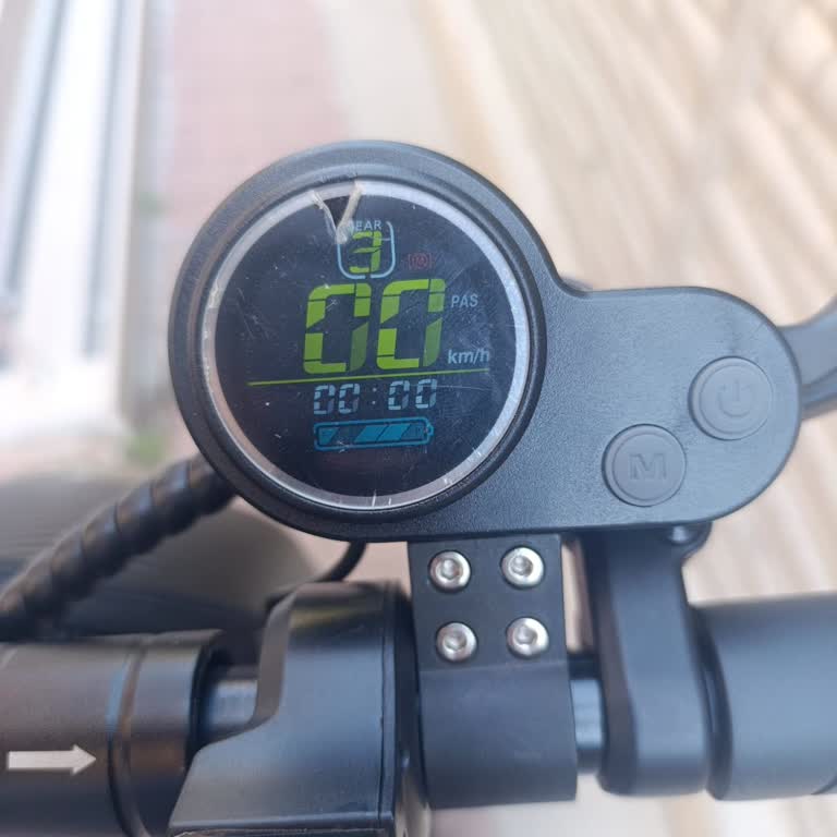 Sıfır Alınan Scooter İlk Günden Arızalı, 3 Haftadır Çözüm Yok: Ücret İadesi Talebim Var