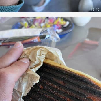 Yanık Tost Ve Müşteriyle İlgisiz Yaklaşım Mağduriyet Yarattı