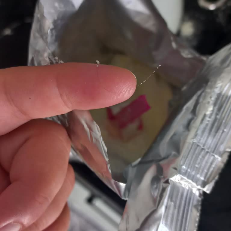 Bebelac Gold 3 Complaint — Contaminated Baby Formula