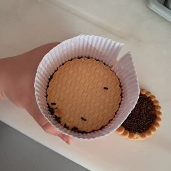 Eti Cin Portakallı Üründen Kurtçuk Çıkması Ve Müşteri Hizmetlerinden Yanıt Alamama