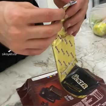 Ülker Bitter Çikolataların Yarısı Yok Ve Tat Yok!
