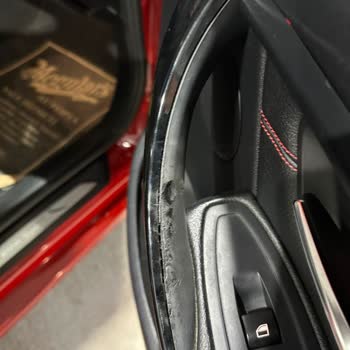 BMW 3 Serisi 320i Araçta Kronik Donanım Sorunları Ve Garanti Talebi