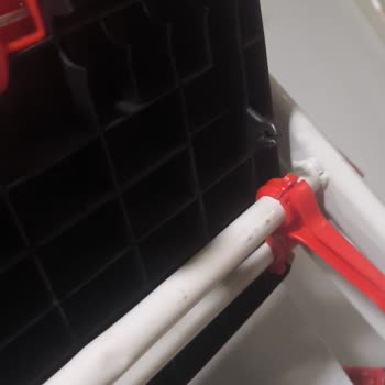 İlk Kullanımda Kırılan Merdiven Ve Ulaşılamayan Müşteri Hizmeti