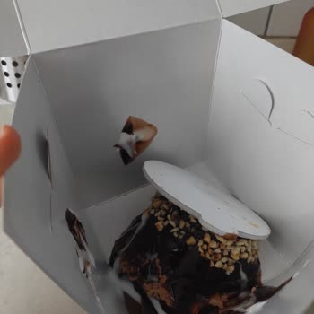 Ezilmiş Pasta Ve Yetersiz Çözüm Nedeniyle Yaşanan Mağduriyet