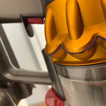 Dyson Süpürgemde Üretim Hatası Ve Garanti Süresi Mağduriyeti