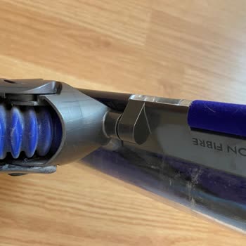 Dyson V15 Detect Defects - Manufacturing Flaws Ignored Due to Warranty