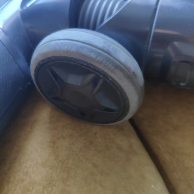 Garanti Dışı Bırakılan Süpürge Başlığı Ve Yüksek Yedek Parça Ücreti