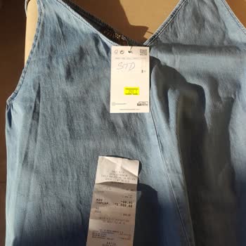 Etiketi Üzerinde Ve Kullanılmamış Elbiselerin Değişimi Reddedildi, Firma Sahibinden Saygısız Yaklaşım