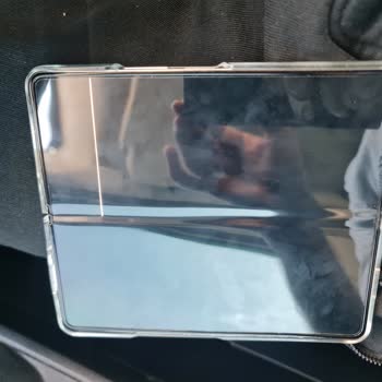 Samsung Fold 5 Ekran Arızası Tekrar Etti, Garanti Ücret Talep Ediyor