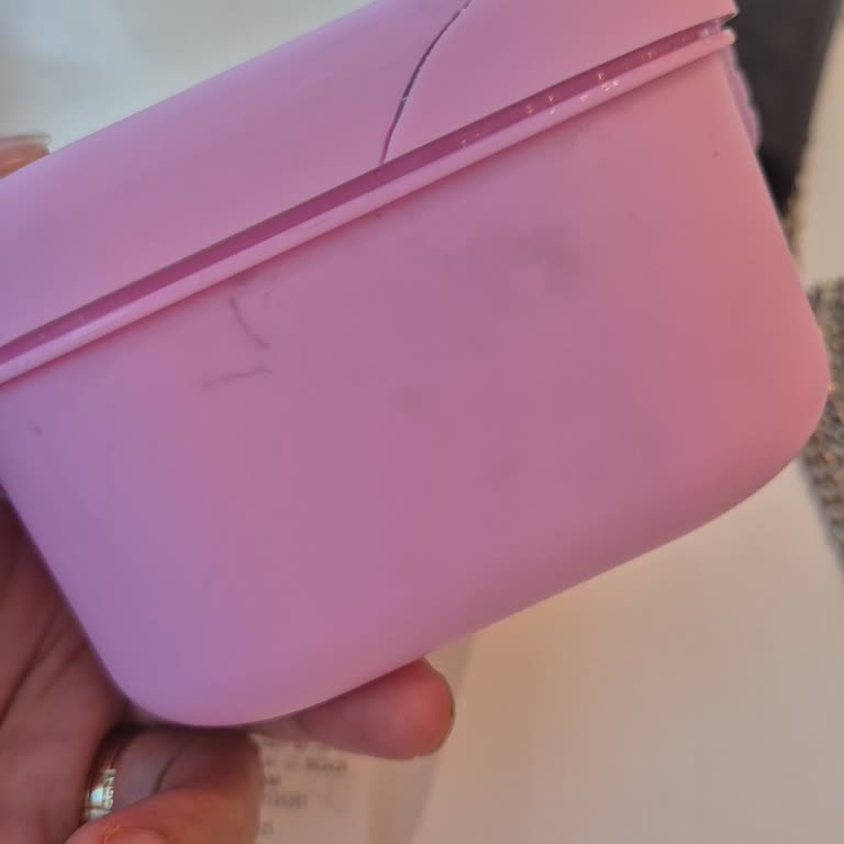 Miniso Mağazasında Hasarlı Ürünü Zorla Ödettiler, Çalışanların Tavrı Kötüydü