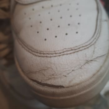 Puma Ayakkabıda 5 Ayda Yırtılma Ve FLO Mağazasından Yetersiz İnceleme