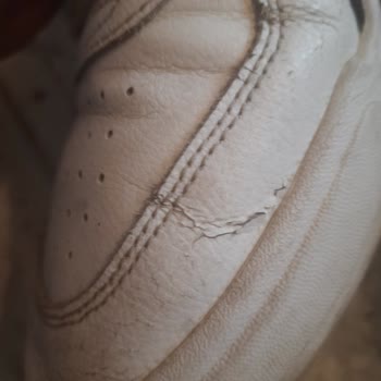 Puma Ayakkabıda 5 Ayda Yırtılma Ve FLO Mağazasından Yetersiz İnceleme