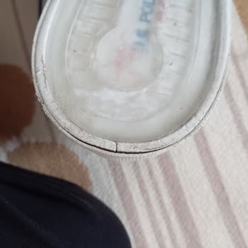 İlk Giyişte Yırtılan Ayakkabı Büyük Hayal Kırıklığı