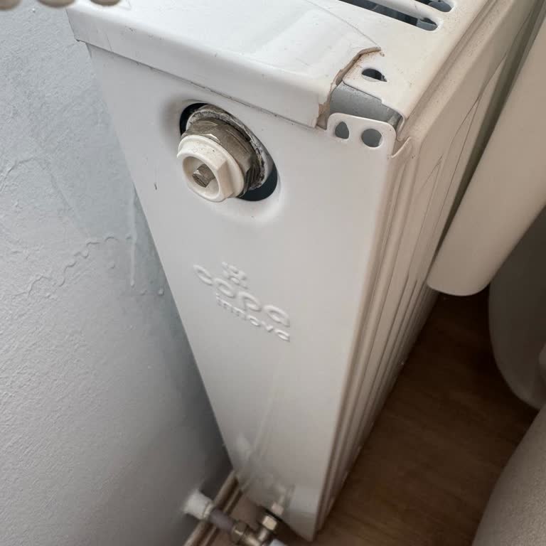 Copa Kalorifer Kapağı Kırıldı Yedek Parça Hiçbir Yerde Yok