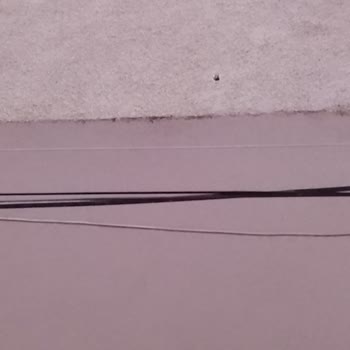 Türk Telekom'un İzinsiz Kablo Çekimi Sonucu Apartmanımıza Verilen Zarar Ve Görüntü Kirliliği