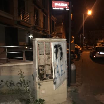 Açık Bırakılan Altyapı Kutusu Hem Güvenlik Hem Altyapı Riski Oluşturuyor