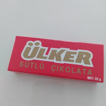 Aldığım Ülker Sütlü Çikolatalarda Küf Ve Renk Değişimi Şoku