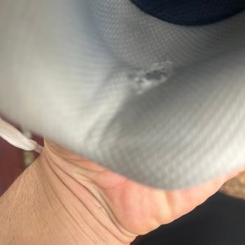 Satın Aldığım Ayakkabıda Kısa Sürede Ses Ve Yırtılma Sorunu