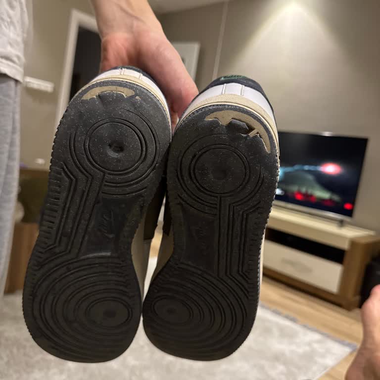 Kısa Sürede Deforme Olan Nike Ayakkabı İçin Değişim Talebi Reddedildi