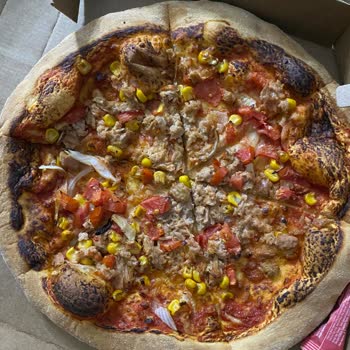 Soğuk Ve Eksik Malzemeli Pizza, İlgisiz Müşteri Hizmetleri