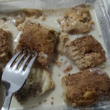 Bozuk Ve Ekşi Soğuk Baklava Sağlığımızı Tehlikeye Attı