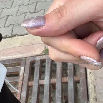 Protez Tırnak Randevusunda Kaba Tavır Ve Özensiz Hizmet Mağduriyeti