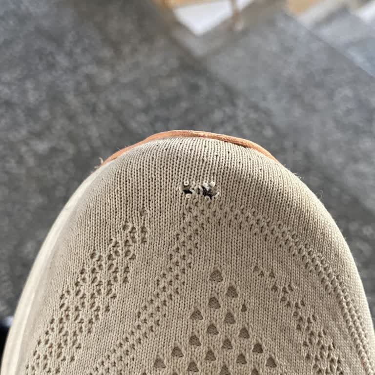 Asics Az Kullanımla Deforme Olan Ayakkabı Ve Çözüm Sunmayan Asics Müşteri Hizmetleri