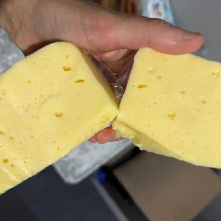 Son Kullanma Tarihine Rağmen Muratbey Kaşar Peynir Bozuk Çıktı Mağduriyet Yaşadım