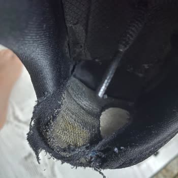 Skechers Ayakkabıda Tekrarlayan Topuk Yırtılması Ve Garanti Sorunu