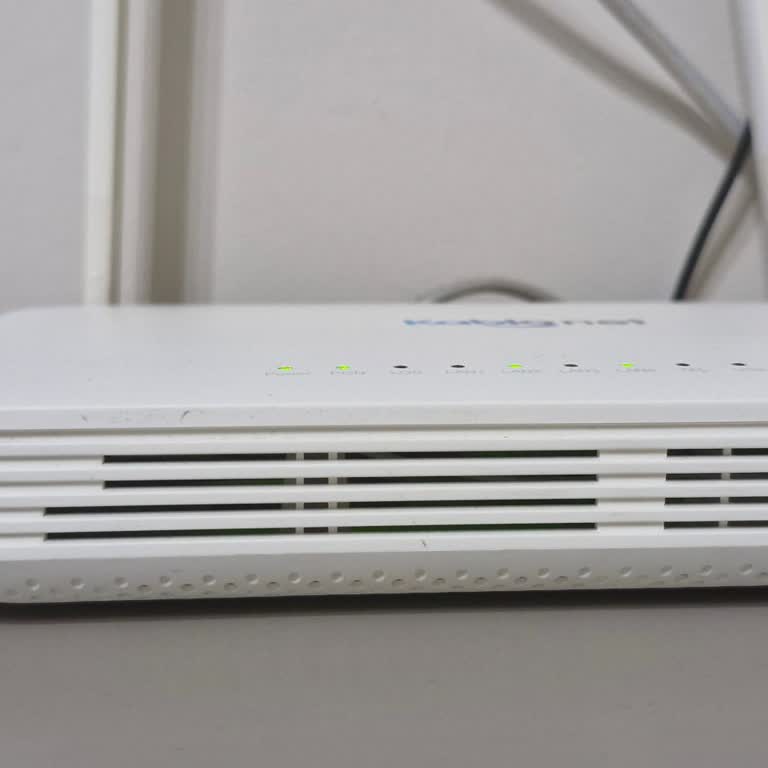 Kablo Hatası Nedeniyle İnternet Ve TV Kesintisi, Çözüm Sunulmuyor