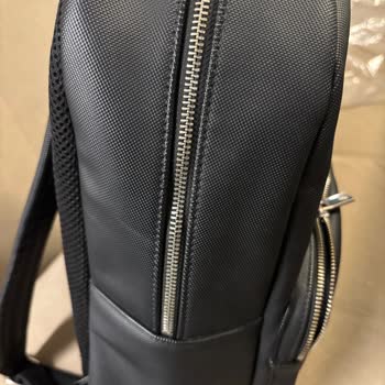 Garanti Süresindeki Lacoste Çantamın Fermuar Sorunu Çözülmüyor