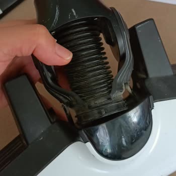 Bosch Süpürge Başlığı Tekrar Kırıldı, Ücretsiz Değişim Talebim Var