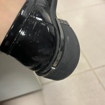 Kırılan Aksesuar Nedeniyle Hayal Kırıklığı Ve Yetersiz Müşteri Desteği