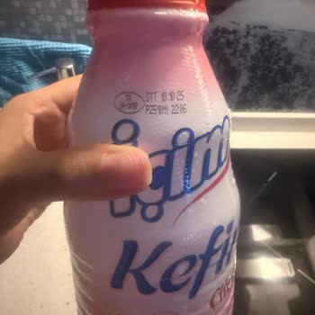 Son Kullanma Tarihi Geçmemiş Kefir Patladı Ve Ekşi Çıktı, İade İstiyorum