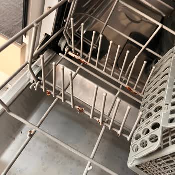 Teka Bulaşık Makinesi Sepetleri Hızla Paslandı Fahiş Değişim Ücreti Talep Ediliyor