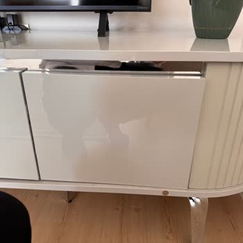 Aldığım Mobilyalarda Kusurlar Ve Eksik Teslimat Sorunu Çözülmüyor