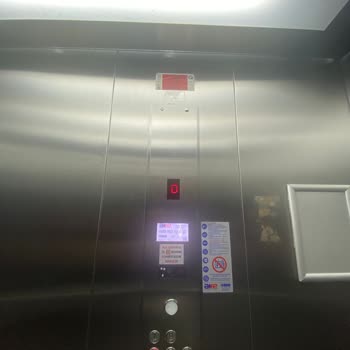 Güvensiz Asansörler Spor Salonunda Risk Oluşturuyor