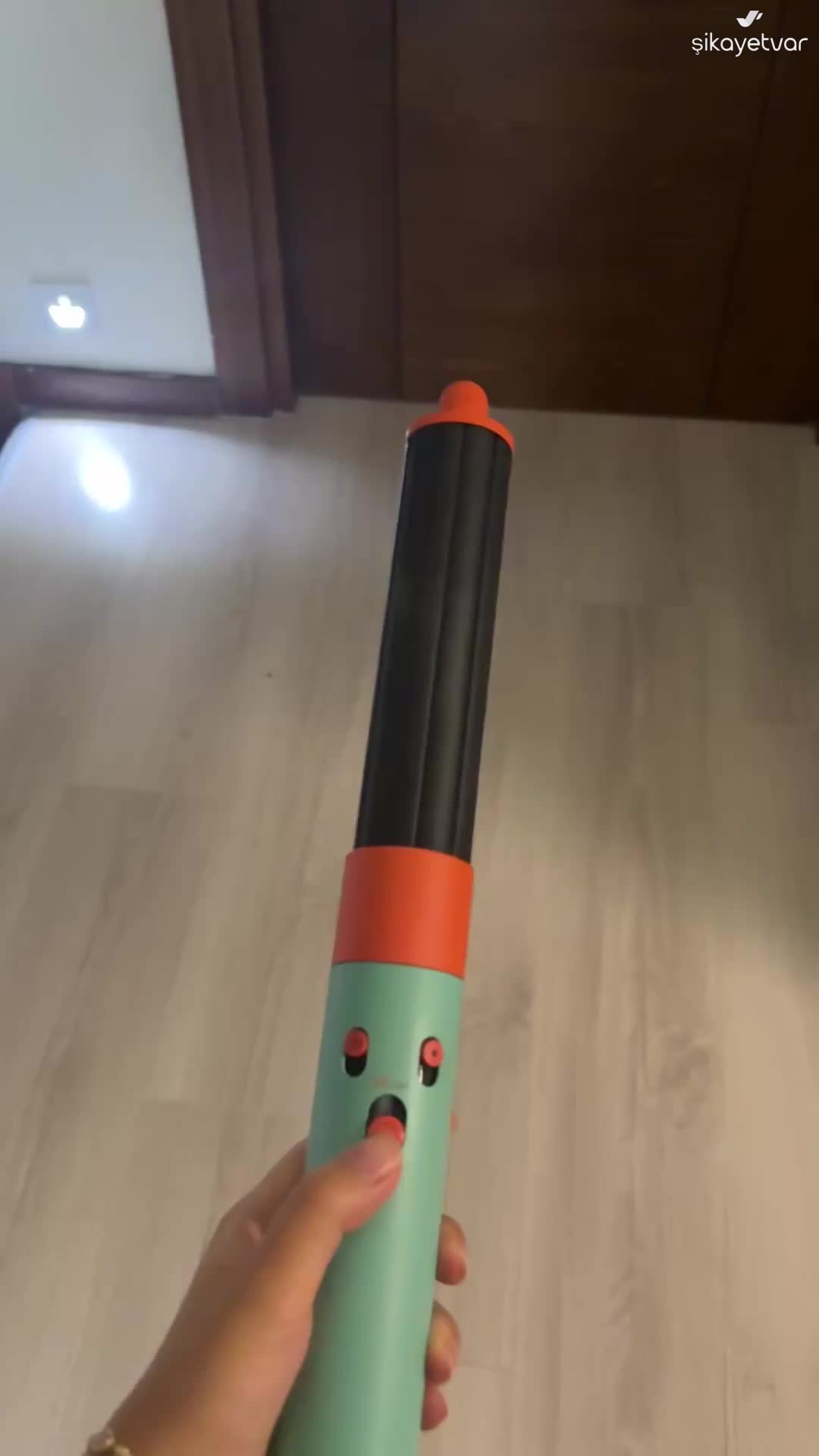 Mein Dyson Airwrap funktioniert trotz mehrfacher Reparatur nicht mehr Videovorschaubild