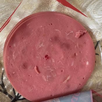 Son Kullanma Tarihi Geçmemiş Jambonda Bozukluk Mağduriyeti