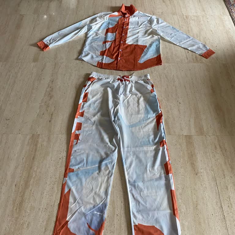 Sipariş Ettiğim Takım Yanlış Ve Kalitesiz Çıktı İletişim Yetersiz İade Talep Ediyorum