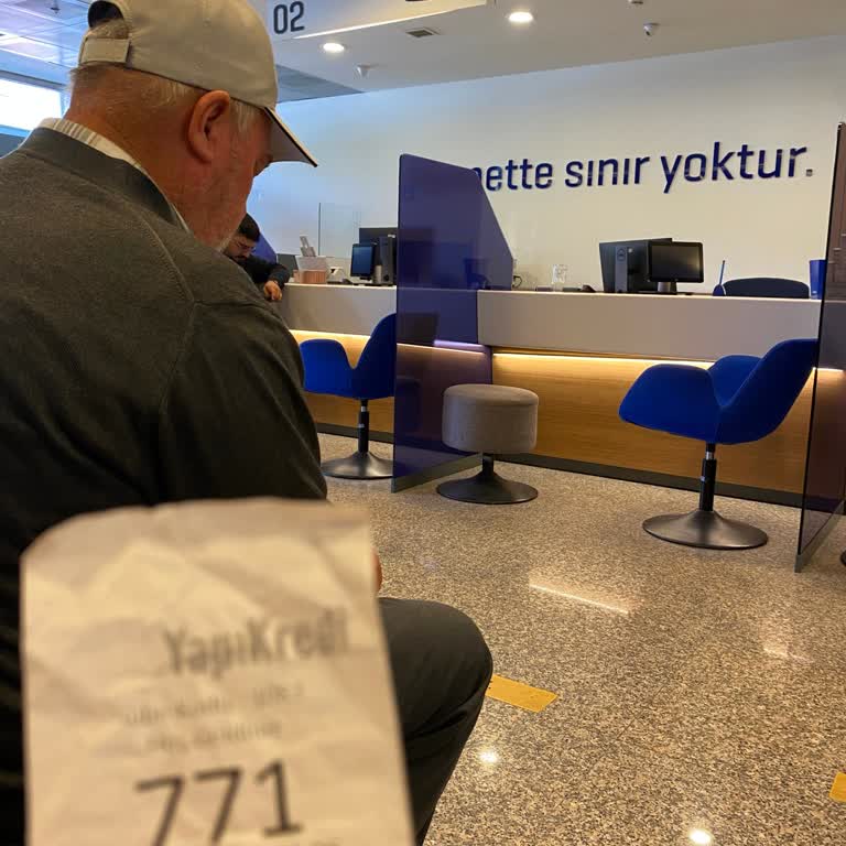 Yavaş Ve İlgisiz Şube Hizmeti Nedeniyle Mağduriyet Yaşadım